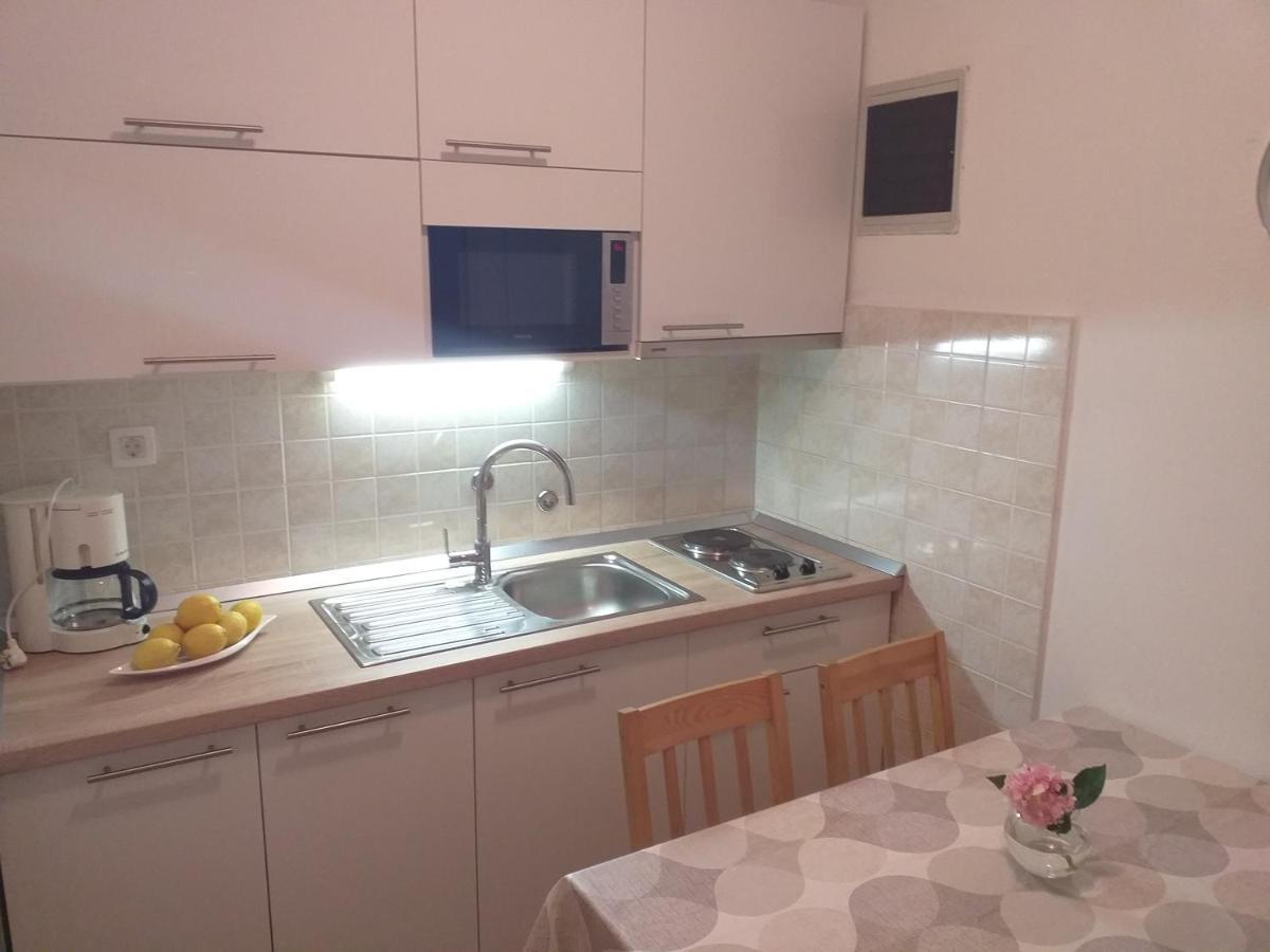 Apartments Lena Sukošan Extérieur photo