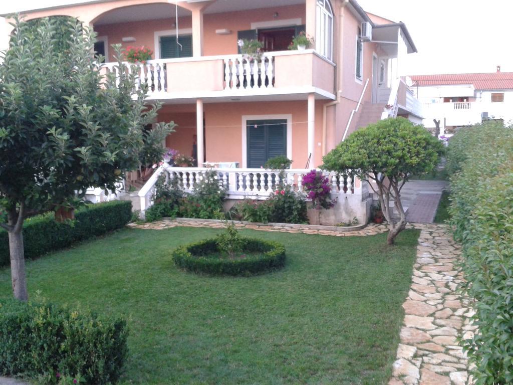 Apartments Lena Sukošan Extérieur photo