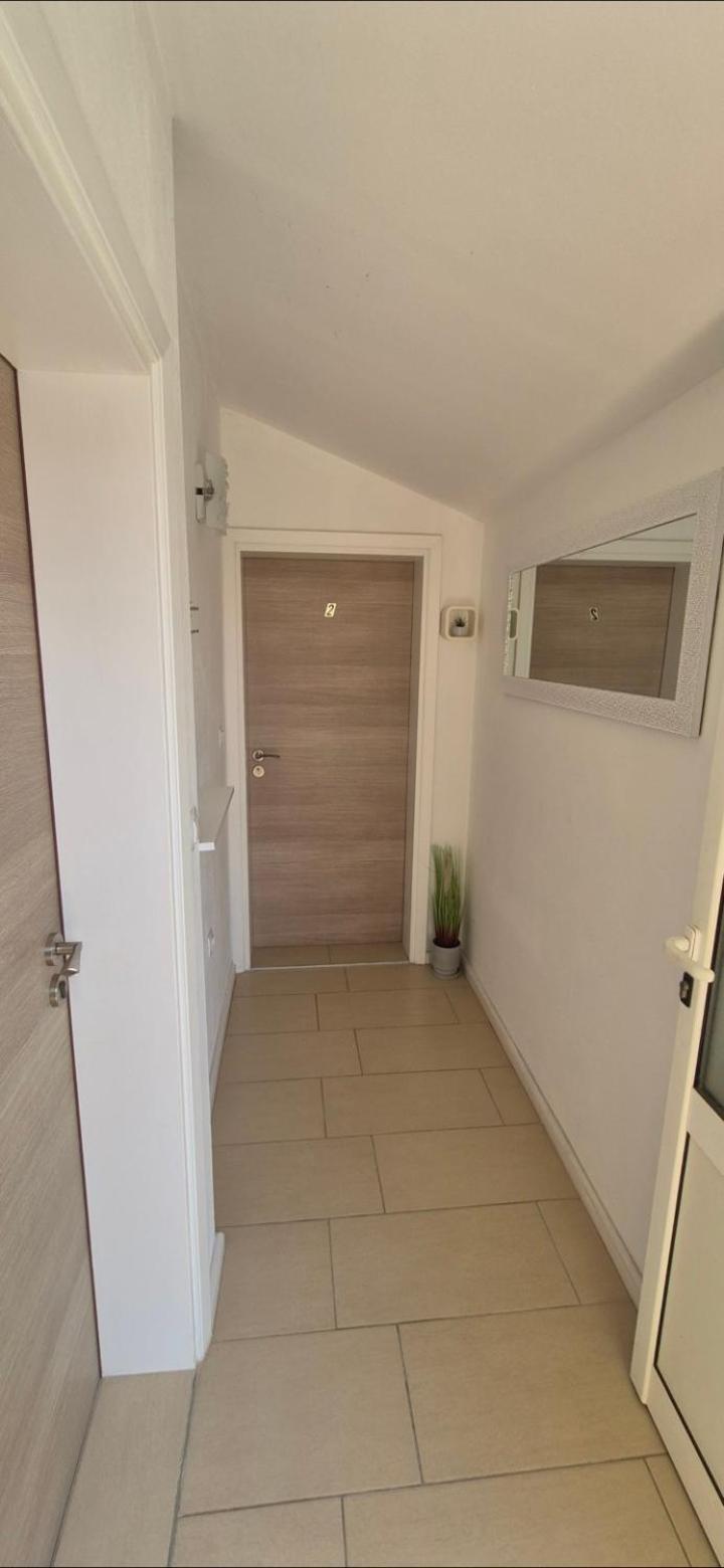 Apartments Lena Sukošan Extérieur photo